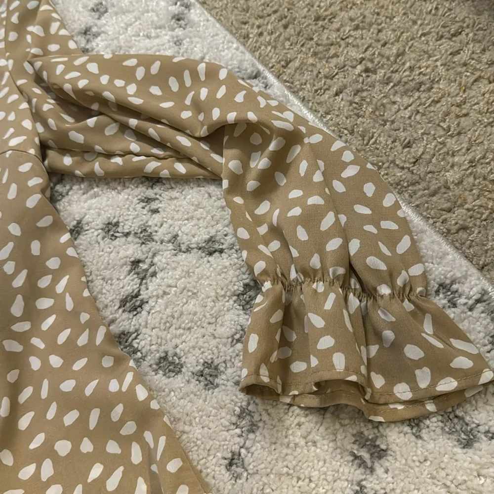 Patterned Blouse - Picture 3 of 3